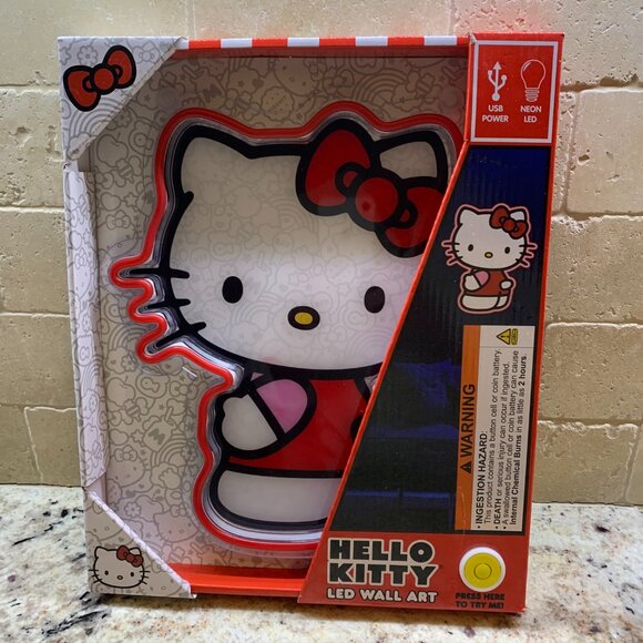 Hello Kitty LED Wall Art - Picture 2 of 8